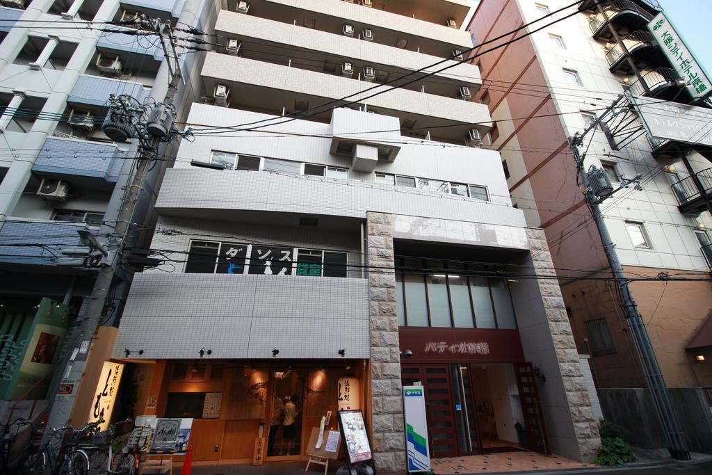 Апартаменти Patio Kyobashi Осака Екстер'єр фото