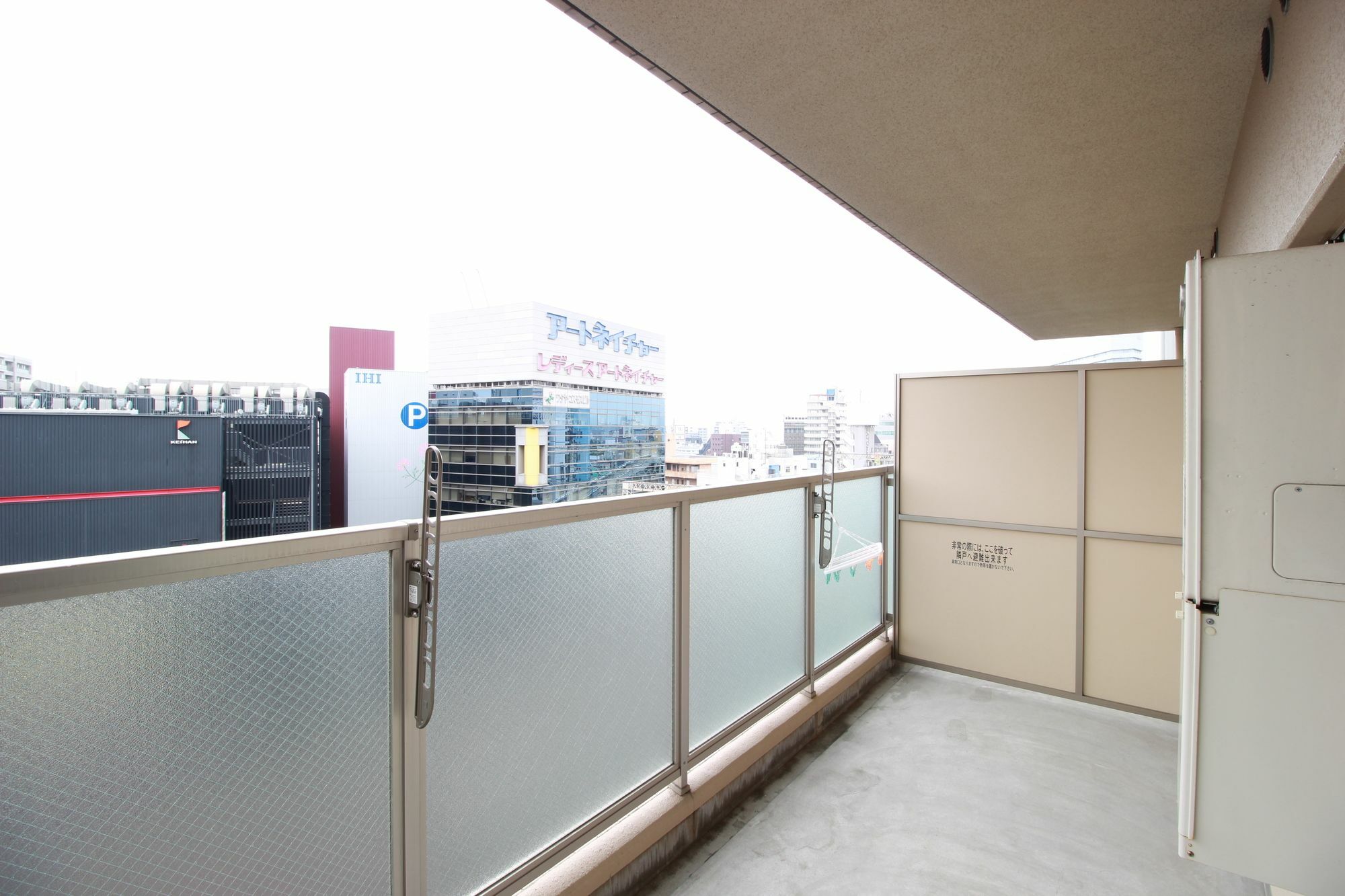 Апартаменти Patio Kyobashi Осака Екстер'єр фото